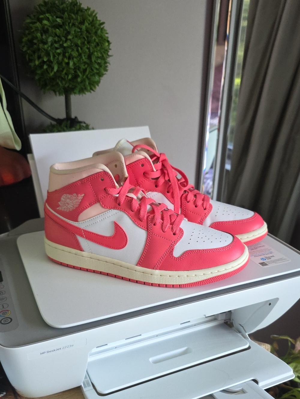 Nike Women's Jordans Eur 40 High-Top Sneakers in Pink and White